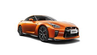 Nissan GT-R Vs BMW X5 M Nissan GT-R Vs BMW X5 M